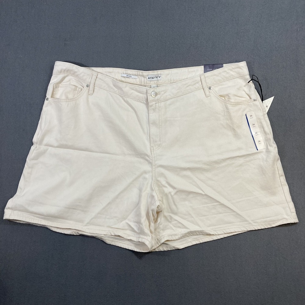 AVA & VIV Women 26 White Denim Midi Shorts NWT High-Rise Relaxed Summer Festival